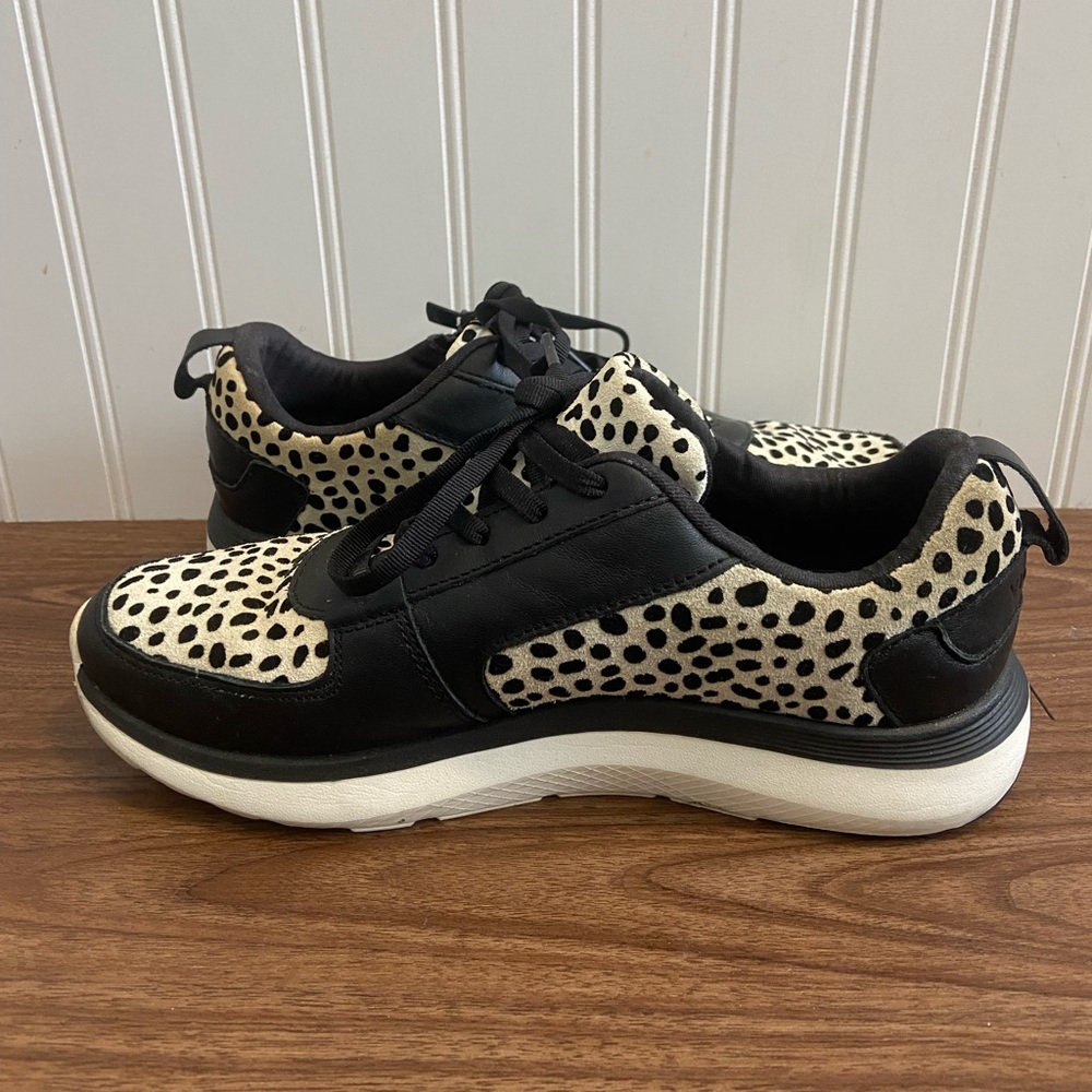 Vionic Remi Spot Sneaker Black Tan Cheetah Leopard Animal Print Tie Zip Womens 8 - Picture 10 of 15